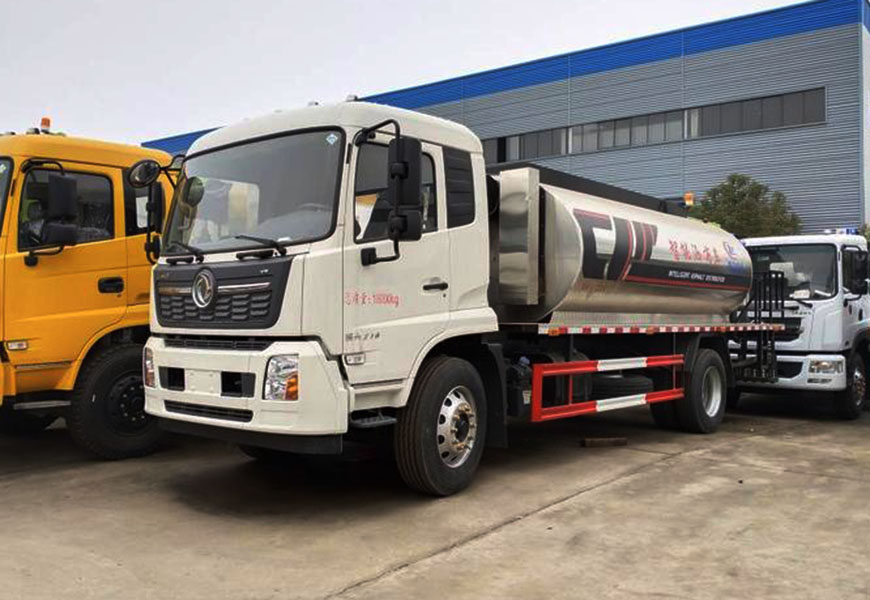 國(guó)六東風(fēng)天錦10噸瀝青灑布車(chē)